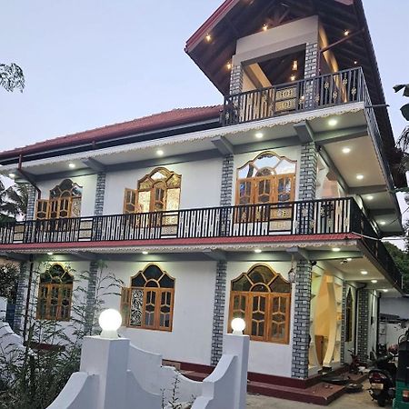 J & J Homestay จาฟนา ภายนอก รูปภาพ